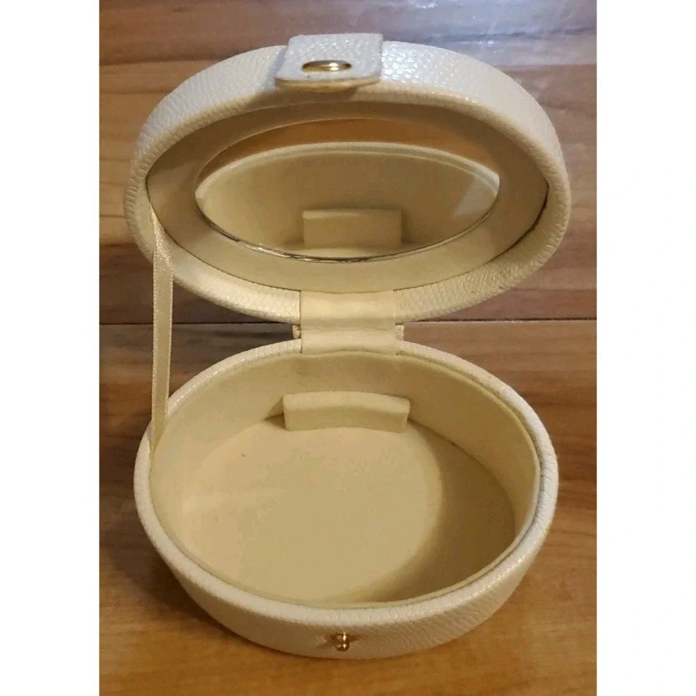White Textured Faux Leather Jewelry Case Set Round Travel Vanity Organizer